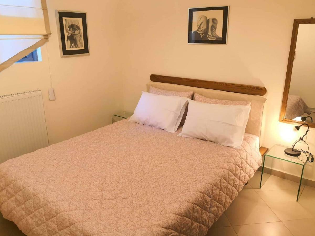 Menta Apartment Nea Iraklitsa Bagian luar foto