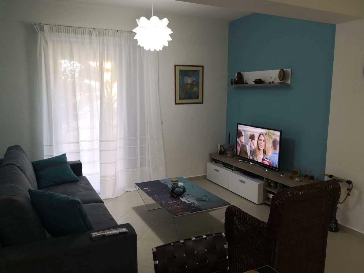 Menta Apartment Nea Iraklitsa Bagian luar foto