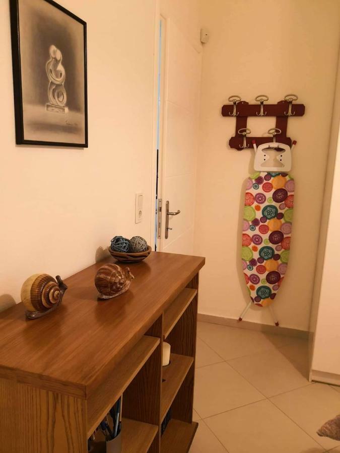 Menta Apartment Nea Iraklitsa Bagian luar foto
